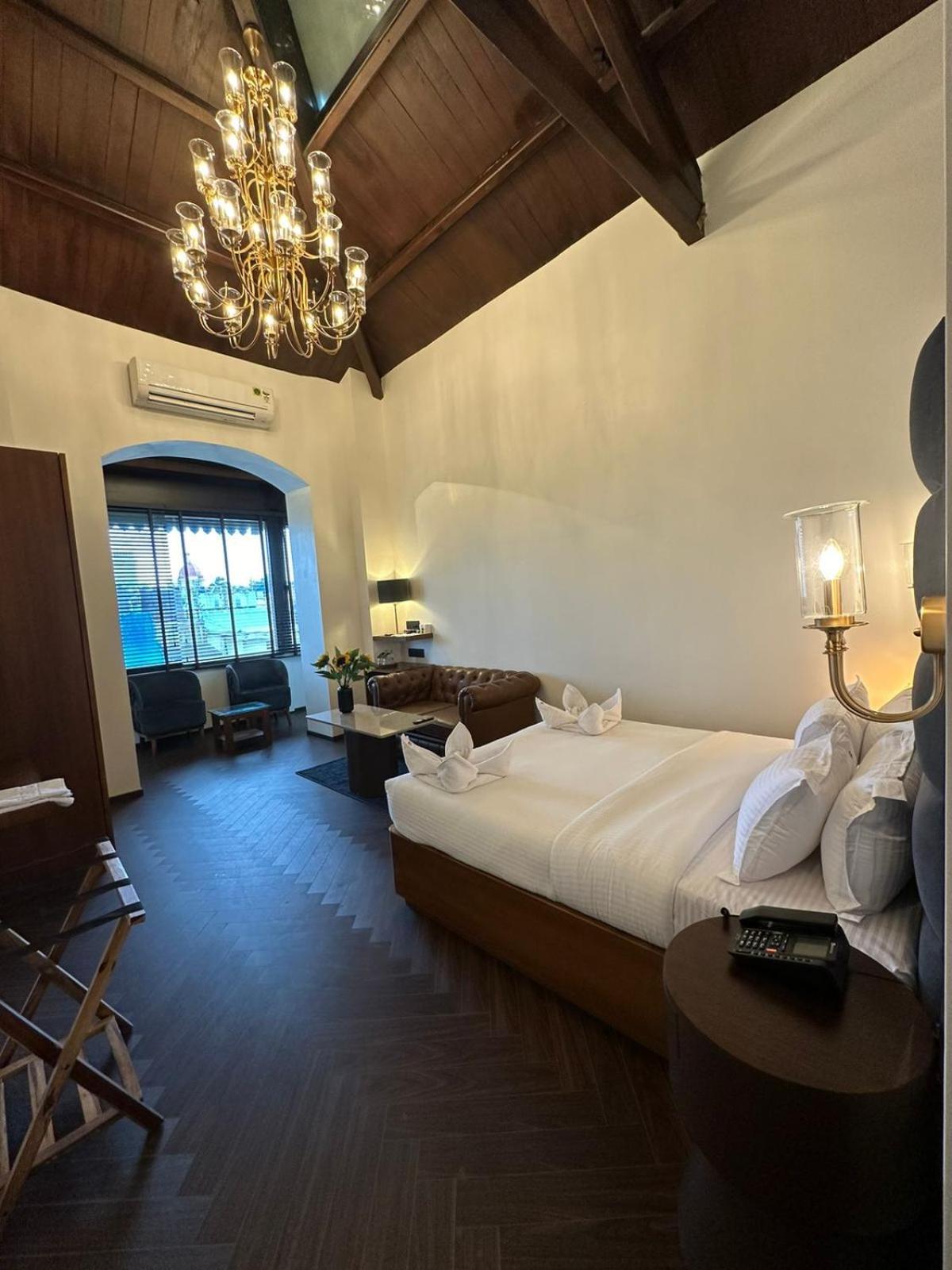 Gulf Hotel Mumbai- The Boutique Hotel Colaba Bombay Eksteriør billede