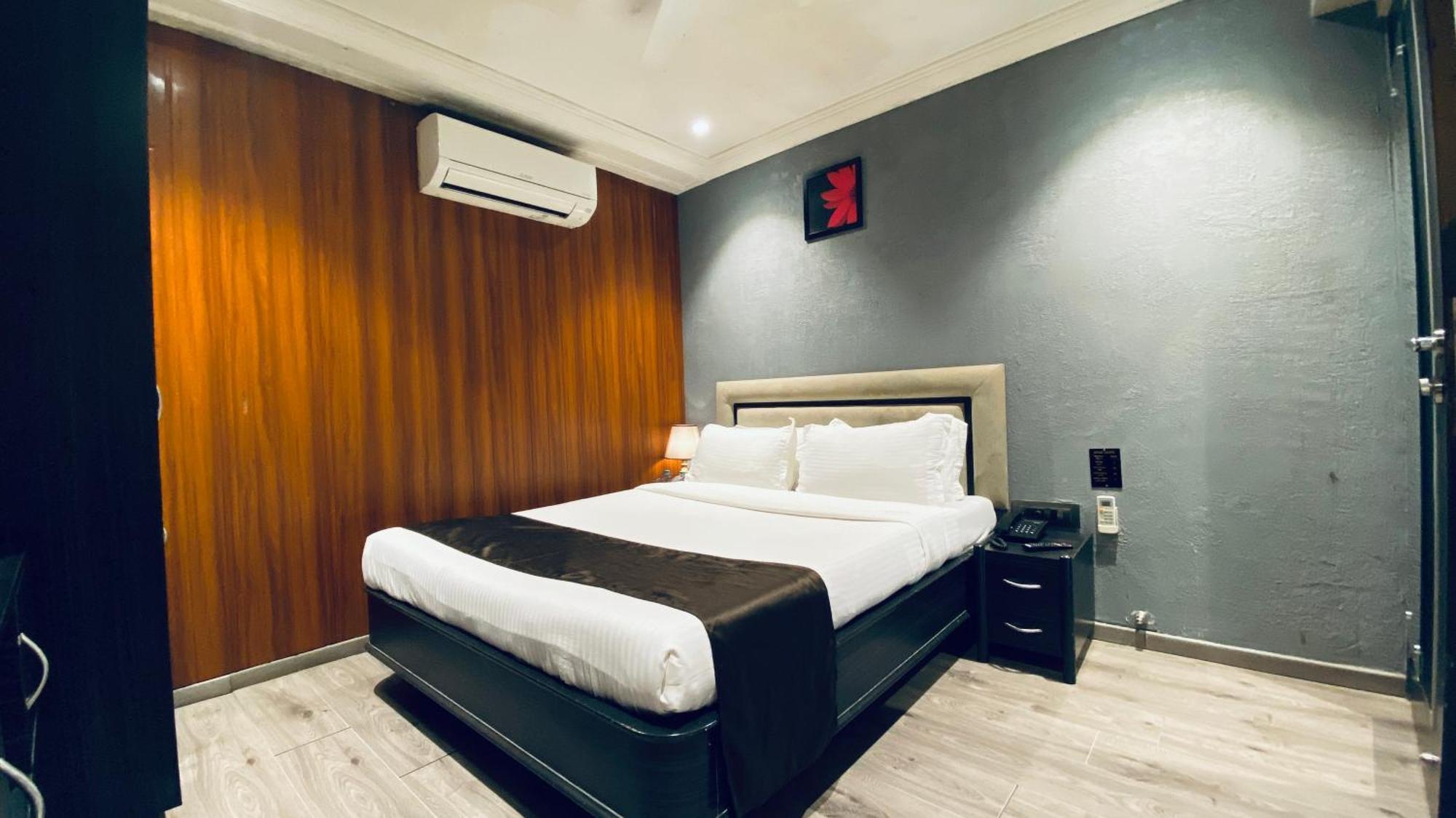 Gulf Hotel Mumbai- The Boutique Hotel Colaba Bombay Eksteriør billede