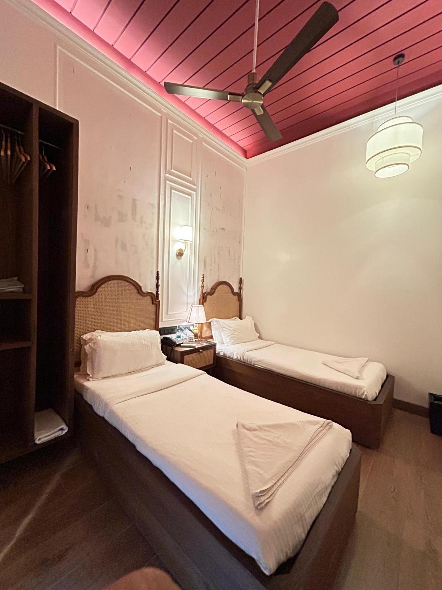 Gulf Hotel Mumbai- The Boutique Hotel Colaba Bombay Eksteriør billede